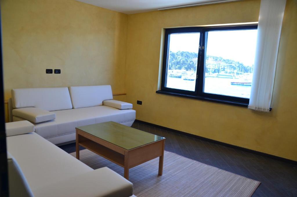 Apartments Ana City Rovinj Zewnętrze zdjęcie